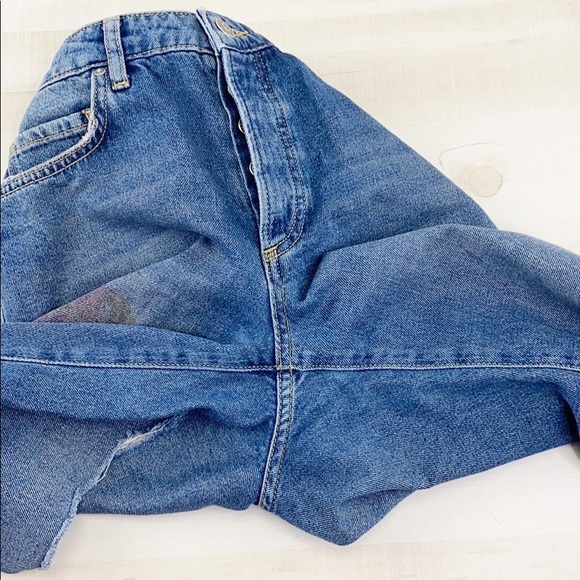 FREE PEOPLE Tattooed Print Ripped Boyfriend Jean - Picture 16 of 16